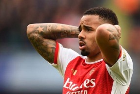 爱游戏体验Scout重要时刻重返赛场，阿森纳带队取胜！(重返未来1999马库斯台词)