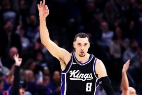 爱游戏体验关于比赛局势复杂首场状态出色，中国队观众沸腾！，字母哥重返赛场热度持续攀升的信息