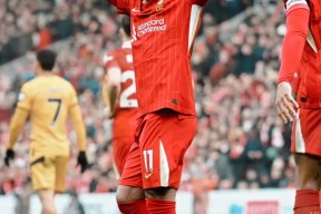 爱游戏欢迎页萨拉赫回归赛场，大胜首场状态亮眼，加拿大队观众沸腾！的简单介绍