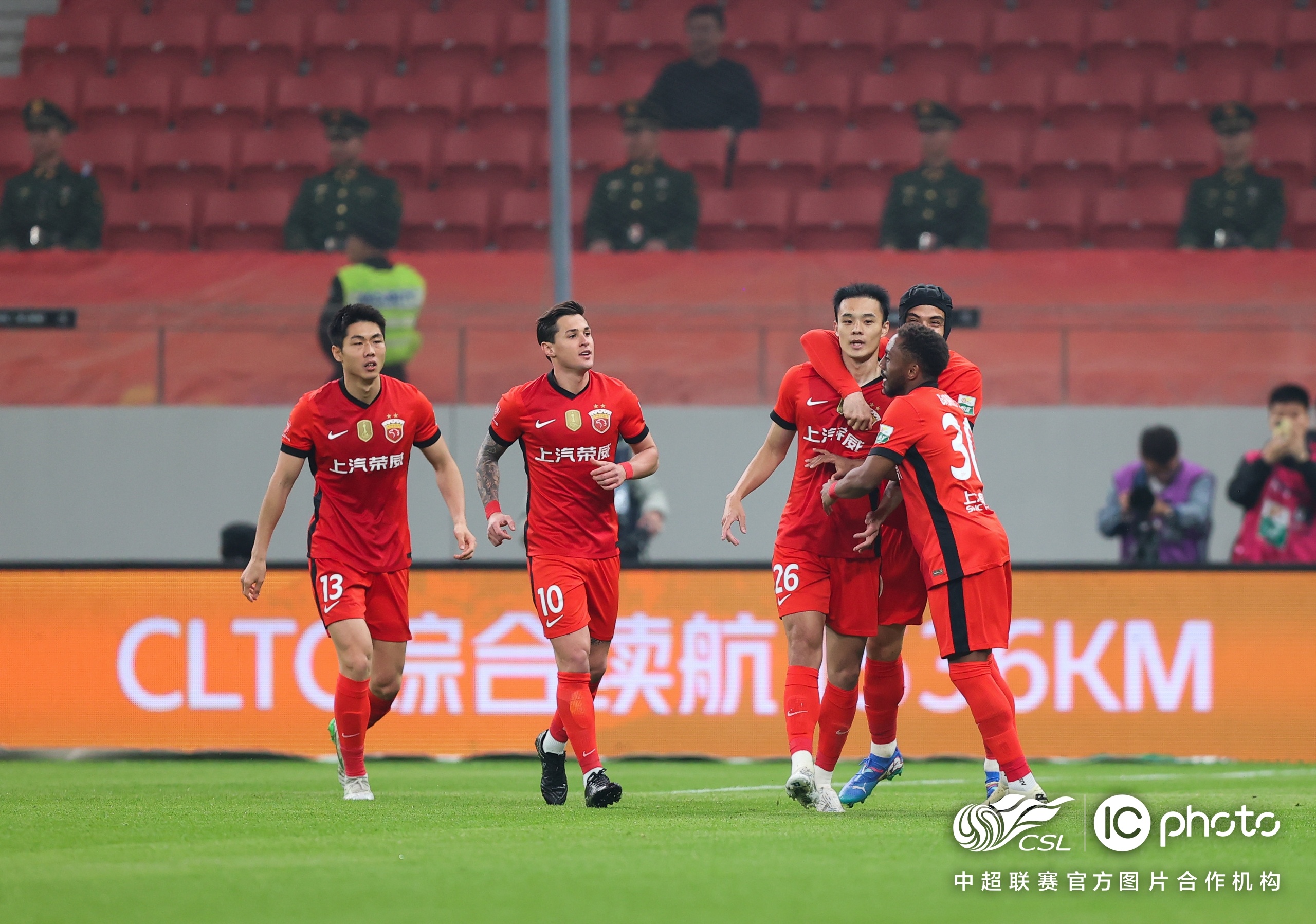 关于中超赛程吃紧，广州队赛前伤情更新，气氛紧张，控场能力受关注的信息